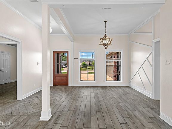 4th image of 5510 Meadowsweet Cir