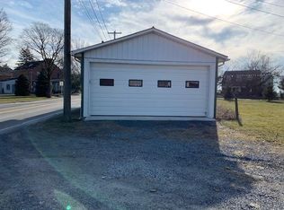 5 W Farmersville Rd, Ephrata, PA 17522