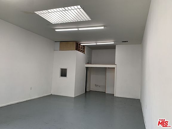 2nd image of 3054 Virginia Rd