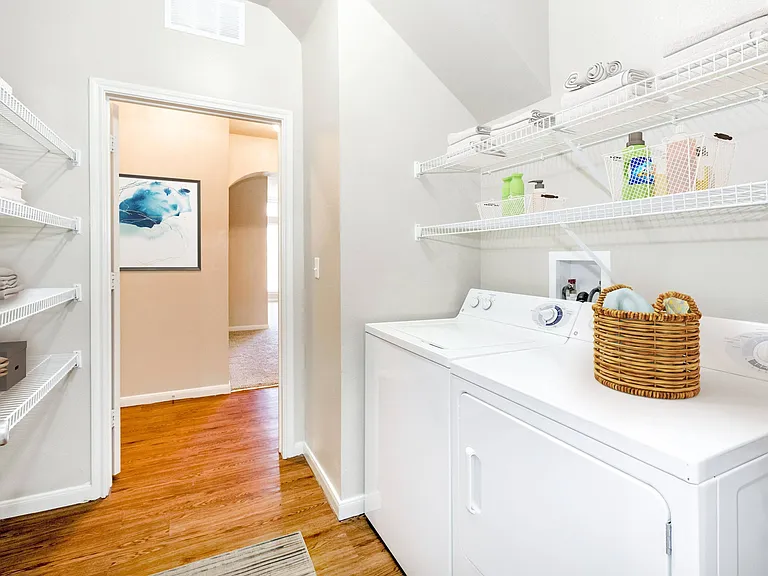 Washing and Dryer Included