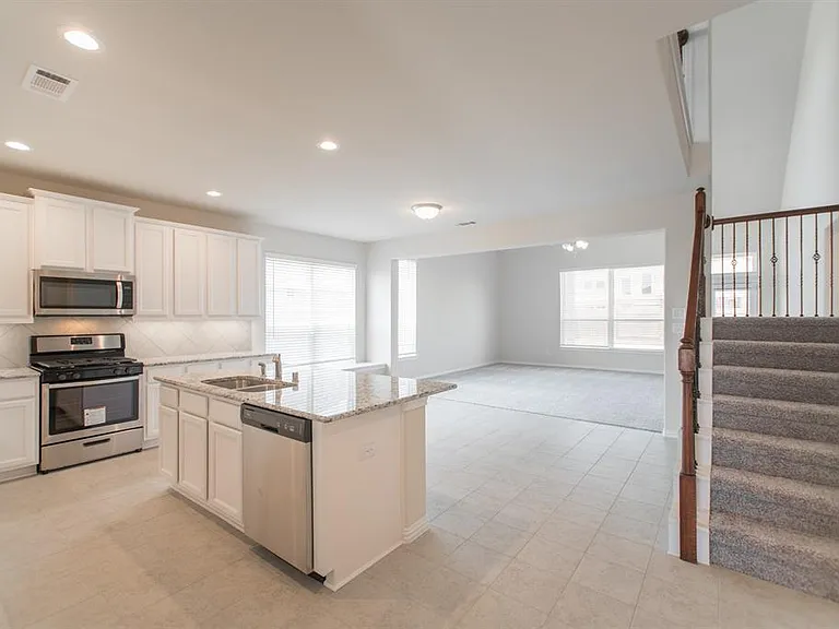 30014 Twisting Springs Dr — Photo 7