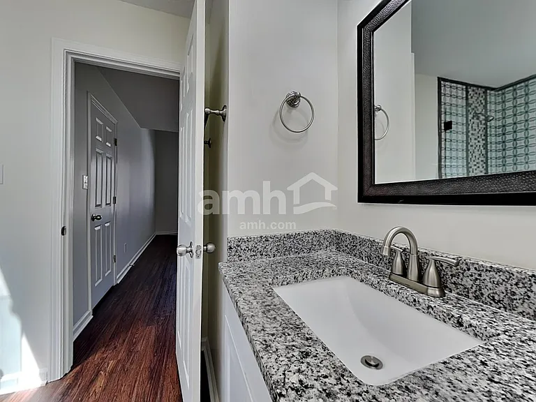4415 Hounds Run Dr — Photo 14