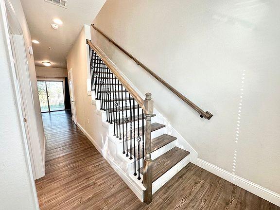 2nd image of 1601 Riney Rd Unit 104