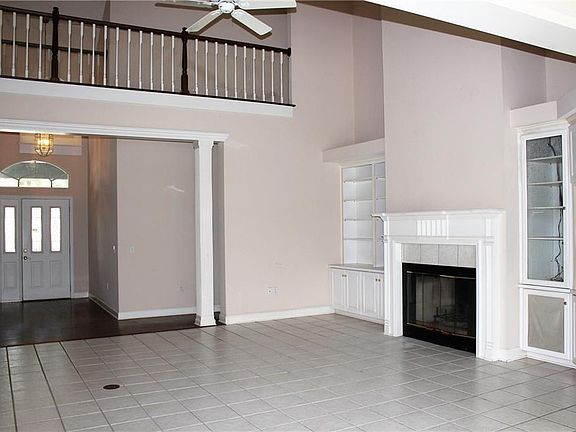 5th image of 6507 Crescent Lake Dr