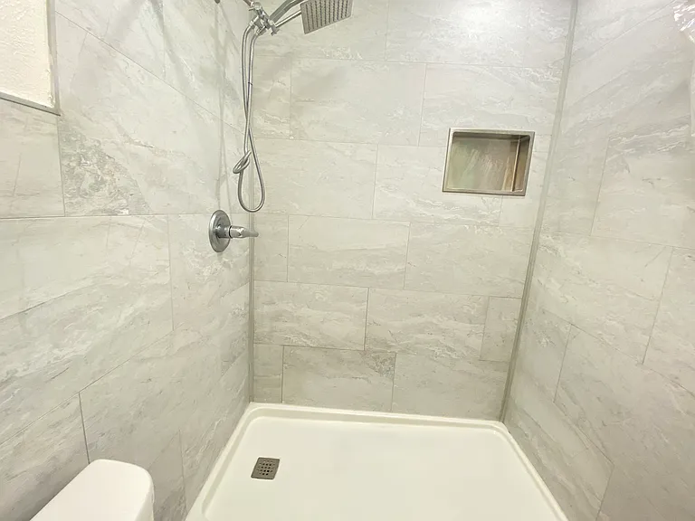 2711 Olympia Dr — Photo 20
