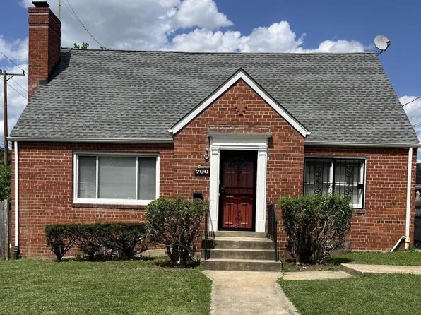 700 Sheridan St, Hyattsville, MD 20783