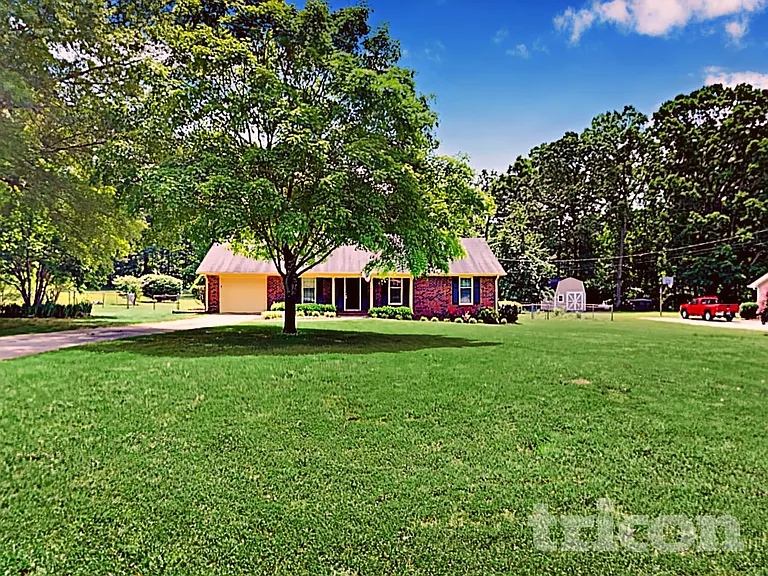 33 Eva Ln — Photo 2