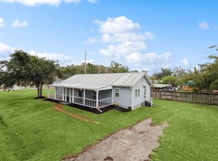610 Old Spanish Trl, Waveland, MS 39576