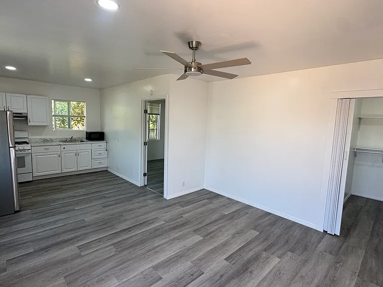 615 Jefferson Ave #A — Photo 3