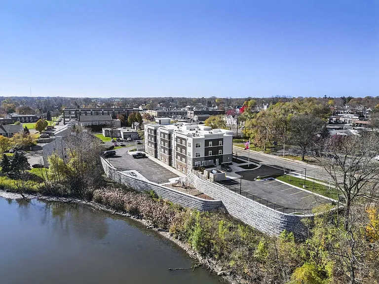 Edison Crossing LP — Photo 10
