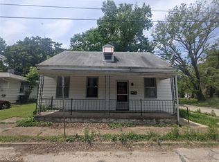 233 N 11th St, Belleville, IL 62220