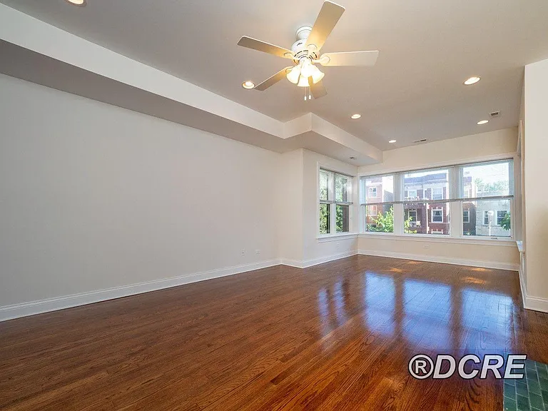 1311 W Winnemac Ave #2 — Photo 2