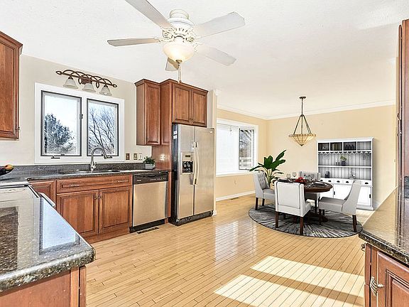 2nd image of 4295 Hollow Ct