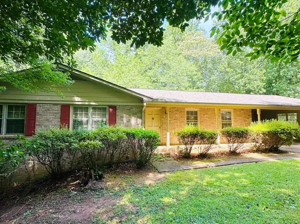 375 Segrest Cir, Athens, GA 30605