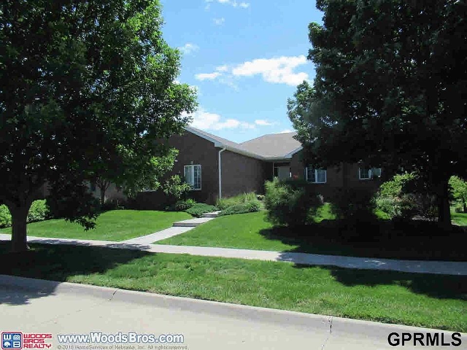 1st image of 8811 Augusta Dr