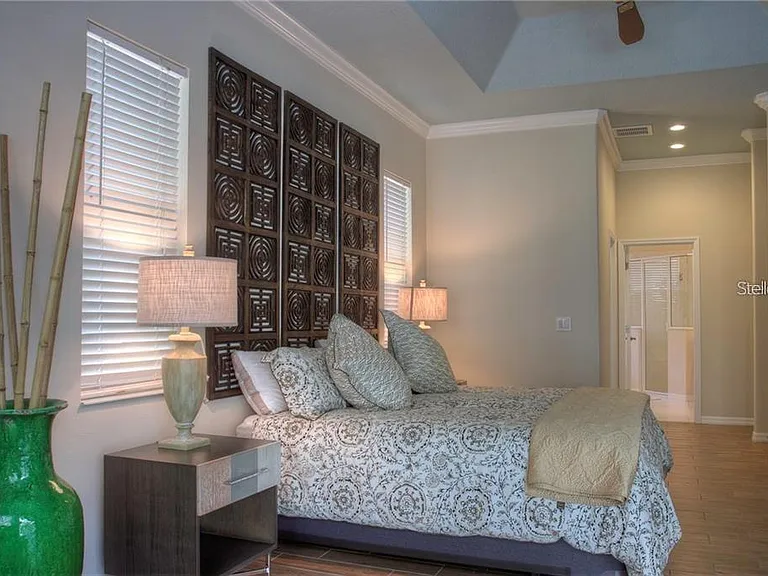 7348 Stanhope Ct — Photo 14