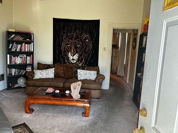 3rd image of 1798 Pulte St