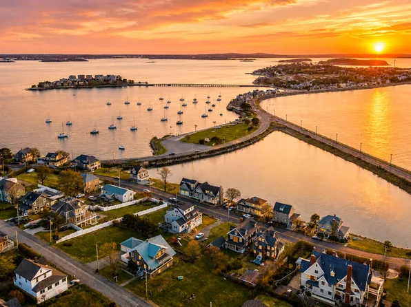 934 Nantasket Ave, Hull, MA 02045