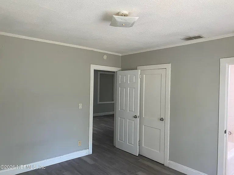 2854 Wickwire St — Photo 7