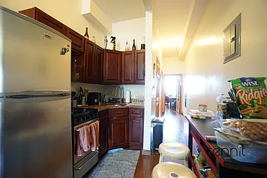 Rented by Rennit Inc.