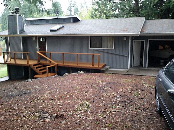 Driveway side of cabin