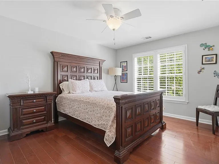 1737 Kinsmon Cv — Photo 34