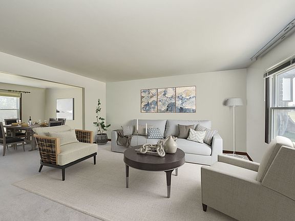 4th image of 4416 Basswood Dr