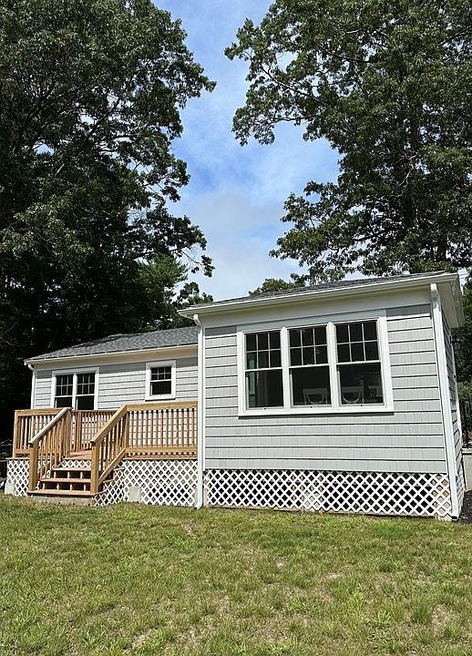 3 Oakland Sq, Pembroke, MA 02359 MLS 73153928 Zillow