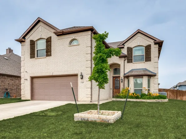249 Noble Nest Dr, Midlothian, TX 76065