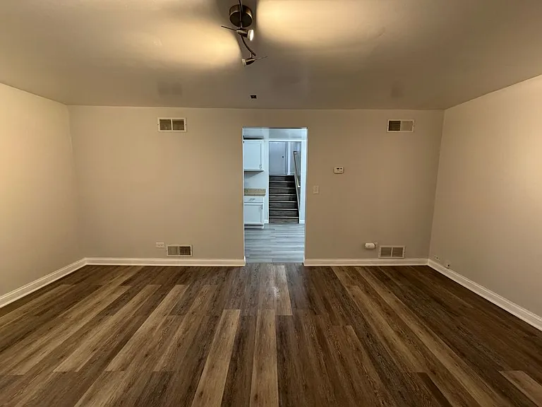 5921 S Racine Ave #1 — Photo 2