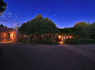 15 Vista La Esperanza, Santa Fe, NM 87506