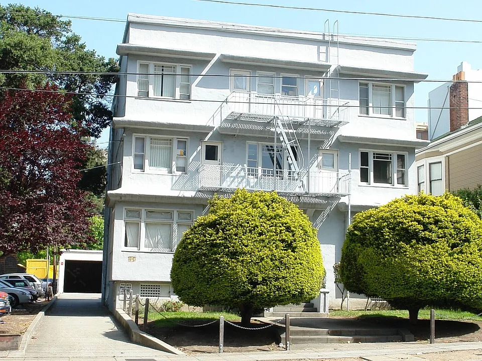 2411 Durant Ave