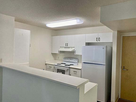 3rd image of 1448 Young St APT 1507
