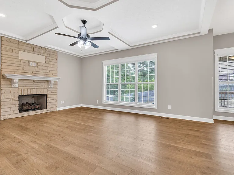 415 Glenstone Springs Dr — Photo 8