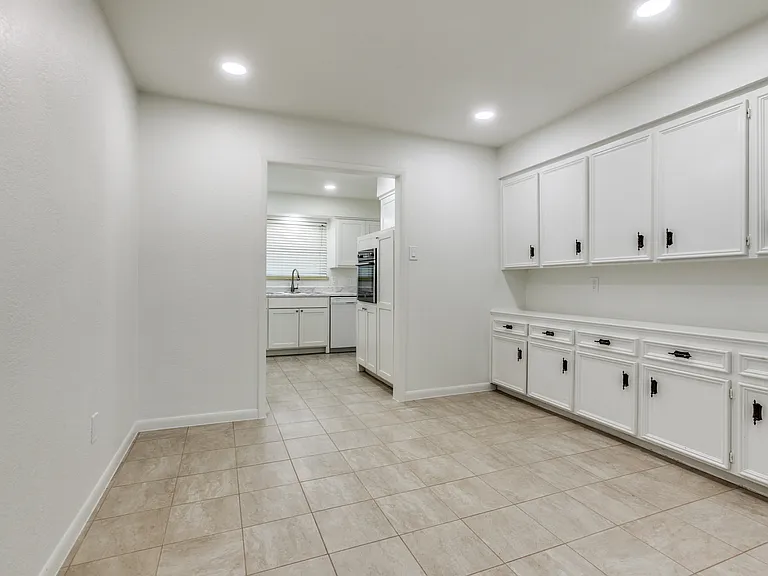 1213 Mill Valley Dr — Photo 9