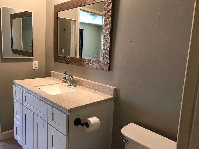 642 Lemar Park Dr #4 — Photo 15