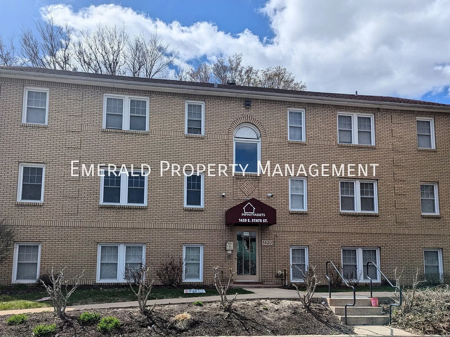 1420 E State St — Photo 1