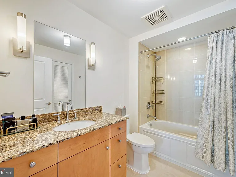 675 President St #1501 — Photo 21