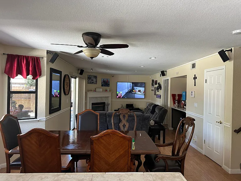 701 Poppy Ave — Photo 15
