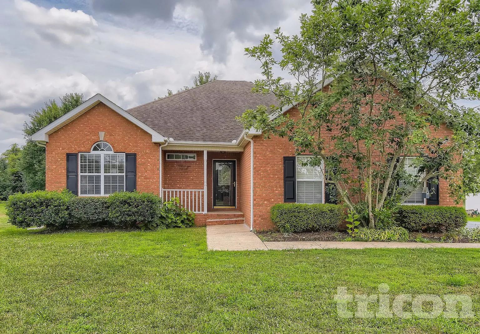 207 Towbridge Drive Murfreesboro TN — Photo 3