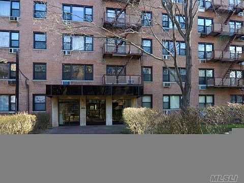 1st image of 6 Birchwood Ct APT 3N
