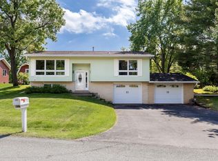 W6759 Hilltop Dr, Onalaska, WI 54650