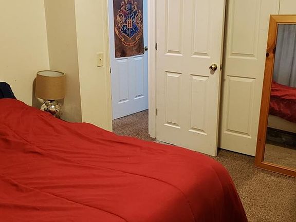 3rd image of 5911 Spartan Dr #4
