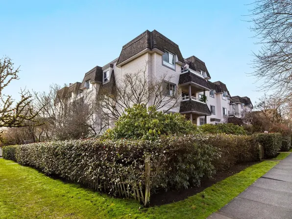 1950 E 11th Ave #407, Vancouver, BC V5N 1Z2