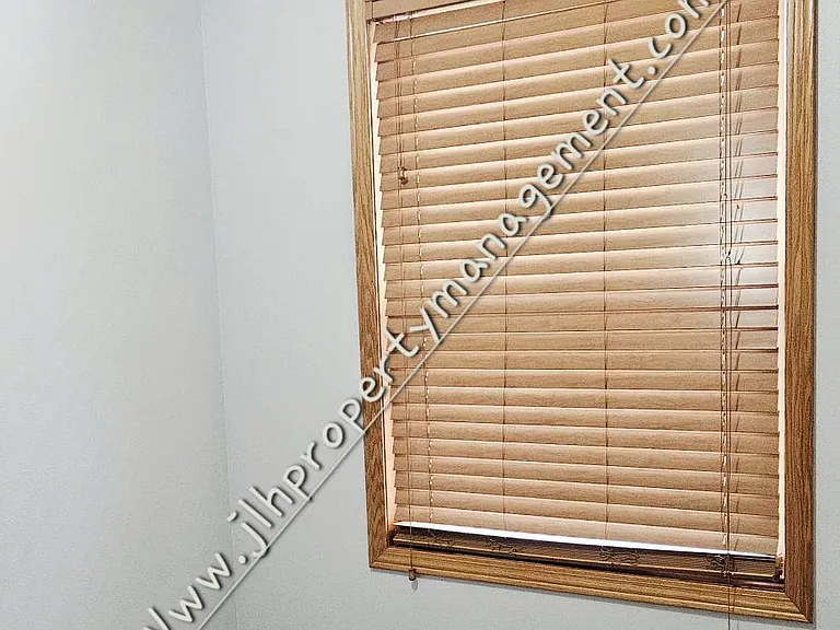 1971 W Navajo Dr — Photo 2