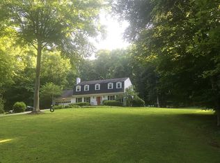 7104 Wolf Den Rd, Fairfax Station, VA 22039