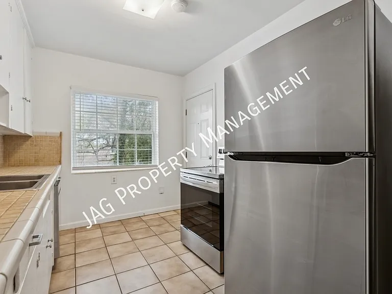1886 San Marco Blvd #3 — Photo 2