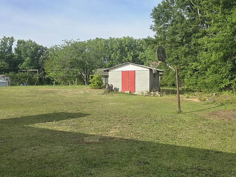 110 Meadowbrook Dr — Photo 7