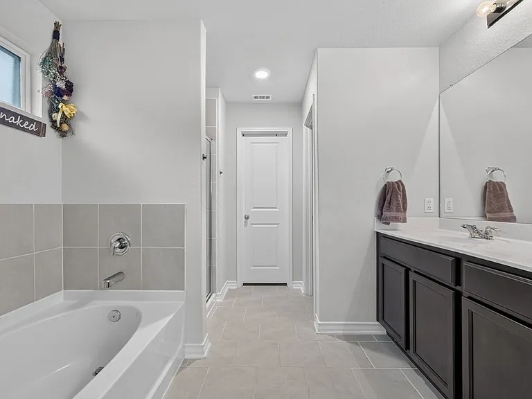 13512 Boothe Grv — Photo 19