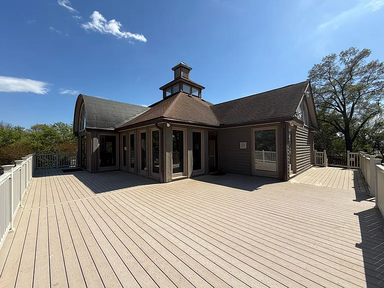 2251 Commissary Cir — Photo 19